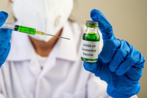 Не все россияне смогут воспользоваться вакциной от COVID-19