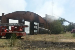 Пожар в автобусно-троллейбусном парке Астрахани произошёл по вине неизвестного