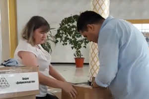 В Астрахани собрали 100 кг гуманитарной помощи для жителей Казахстана
