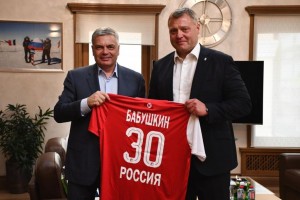 Игорь Бабушкин обсудил будущее астраханского гандбола с президентом