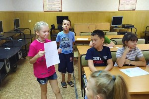 Астраханских детей знакомят с будущими профессиями через игры
