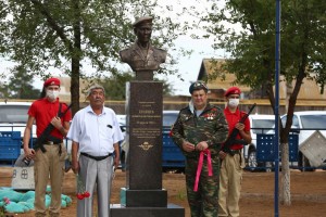 В Астраханской области открыли памятник герою-десантнику
