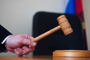 Астраханца ждёт арест или крупный штраф за попытку обмануть суд