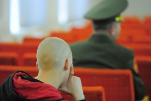 Астраханскому призывнику грозит до двух лет колонии за уклонение от службы в армии