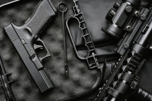Астраханцы могут сдать оружие в полицию и получить деньги