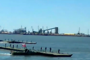 Как военные инженеры мост под Астраханью строили (видео)