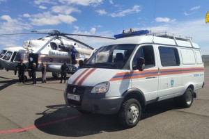 Спасатели эвакуировали двух туристов из Тоджинской тайги