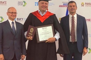Астраханский губернатор стал выпускником  президентской школы кадрового управленческого резерва