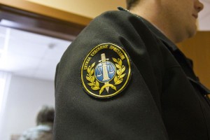 В Астрахани судебный пристав обвиняется в служебном подлоге