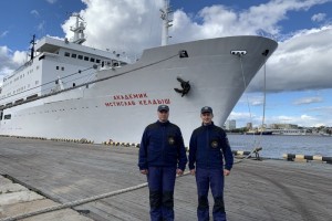 Сотрудники Центра "Лидер" МЧС России принимают участие в Арктической экспедиции