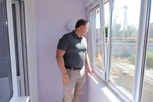 Игорь Бабушкин посетил строительство котельной и дома для сирот в Володарском районе