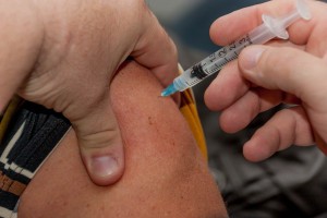 В Астраханскую область поставлено более 200 тысяч доз вакцины от гриппа