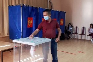 В Красноярском и Володарском районах выбрали новых глав муниципальных образований