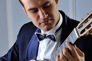 Астрахань посетит выдающийся гитарист Ровшан Мамедкулиев