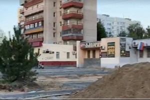 Реконструкция аллеи воинов-интернационалистов в Астрахани продолжается (видео)