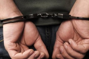Астраханские полицейские задержали преступника, который находился в федеральном розыске