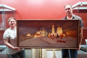 Картина с панорамным изображением кремля подарена автором Астраханской картинной галерее