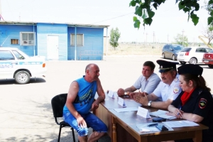 Общественный совет при УМВД России по Астраханской области принял участии в акции «Безопасность на дорогах – дело общее!»