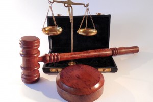 Астраханский адвокат осуждён за попытку мошенничества