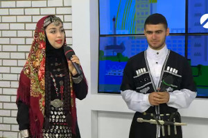 Чемпионы России по народным танцам показали астраханцам лезгинку южного Дагестана