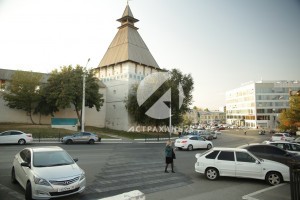 В центре Астрахани закрасили два пешеходных перехода