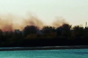 В Астрахани горит остров Городской