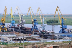 Между портами Астрахани и Атырау могут возобновиться двусторонние перевозки