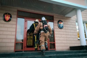Мурманские пожарные потушили условный пожар в норвежском консульстве