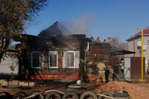 За сутки в Астраханской области сгорели два жилых дома