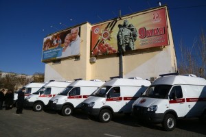 Астраханские медики получили новые машины скорой помощи