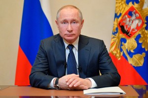 Президент России по видеосвязи открыл ковидные центры в Астраханской области