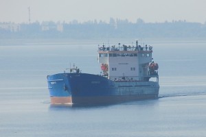 В Астраханской области сняли с мели судно «Омский-111»