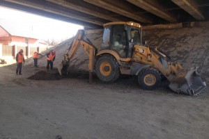 В Астрахани начались ремонтные работы на аэропортовском мосту