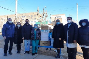 Депутат-волонтер передал Наримановской районной больнице продуктовые наборы