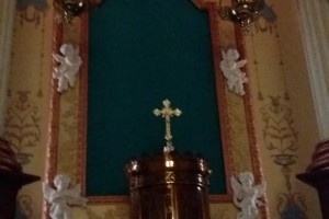 В астраханском католическом костёле отреставрировали алтарь