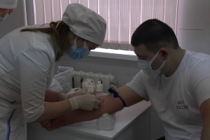 Военнослужащих Каспийской флотилии вакцинируют от коронавируса