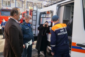 Региональные управления МЧС России получили пожарно-спасательную технику