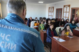 Психологи МЧС России продолжают оказывать помощь населению Нагорного Карабаха