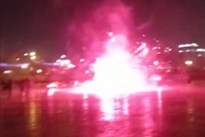 В новогоднюю ночь на катке в Астрахани фейерверки взорвались среди людей