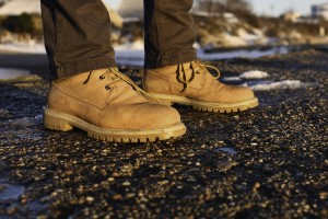 Астраханцам не рекомендуют носить одну и ту же обувь всю зиму