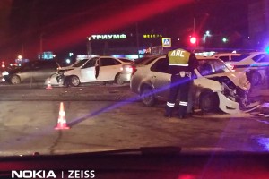 В ДТП на перекрёстке улиц Н Островского и Магнитогорской пострадали два парня