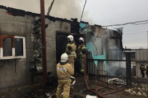 В Астраханской области при пожаре пострадал ребёнок