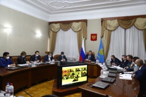 Видеоконференцию по вопросам транспорта и ЖКХ провёл губернатор Астраханской области