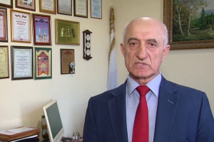 Председатель Астраханской РОО «Дагестан» призвал решать проблемы в рамках закона