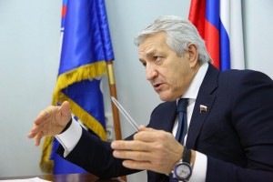 Леонид Огуль: «Аптеки не должны  необоснованно повышать цены на лекарства»