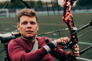 Астраханский паралимпиец победил на Кубке России по стрельбе из лука