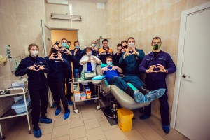 Петербургские спасатели и представители общественных организаций сдали кровь для детей, больных раком