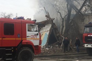 В Астрахани горели два дома на одной улице