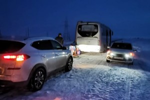 Рейсовый автобус Ессентуки – Астрахань сломался по дороге