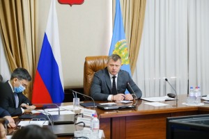 Главы районов Астраханской области должны быть в  постоянном диалоге с населением
